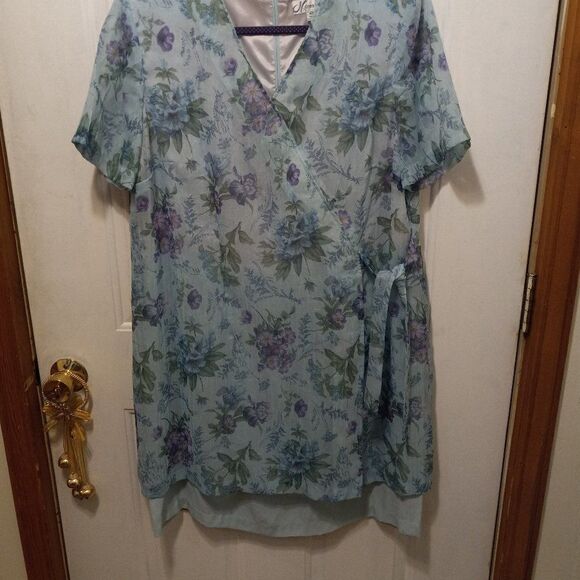 Dressbarn Floral Sheer Overlay light blue Dress - Picture 7 of 7